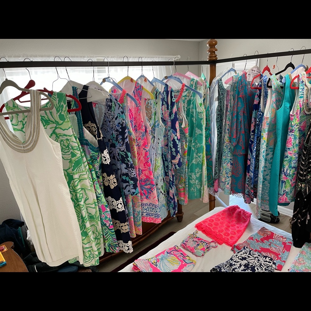 Attention Lily Pulitzer lover’s! Closet purge- size medium, 6-8 Deal’s!